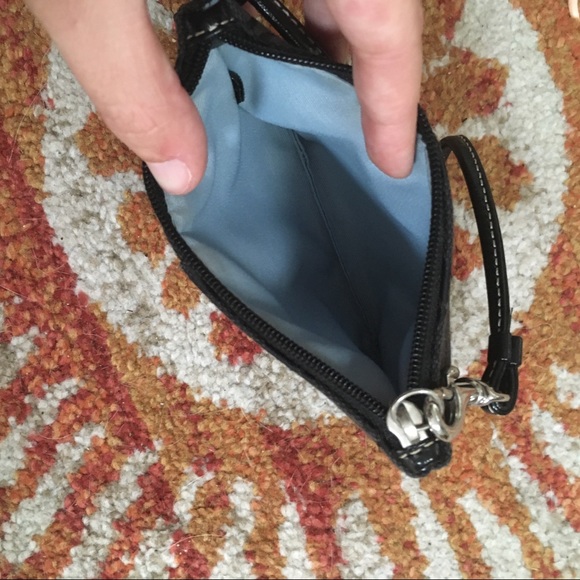 COACH wristlet - Picture 5 of 5